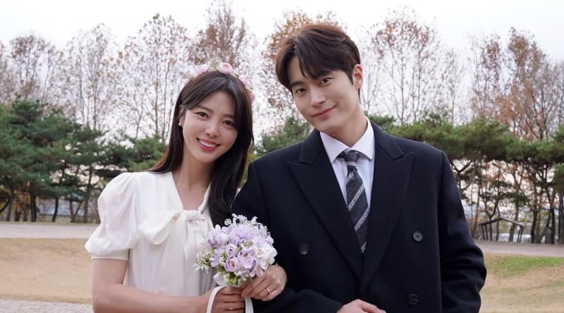 Co-stars Cha Seo Won and Uhm Hyun Kyung from "Second Husband" are officially getting married!
